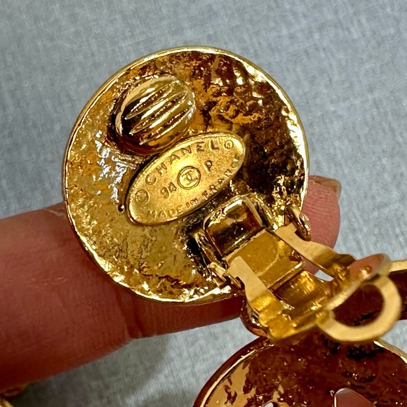 SOLD Chanel CC Hammered Dangle Earrings Clip On 1994 - Picture 9 of 14